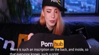 MollyRedWolf - 500K! Pornhub gifts Unboxing and Oral Creampie!