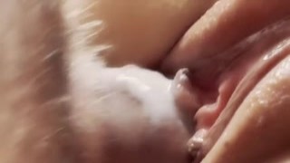 69win69 - Dick and pussy kiss. Creampie close-up